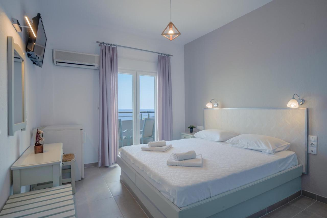 Pantheon Hotel Patitiri  Luaran gambar