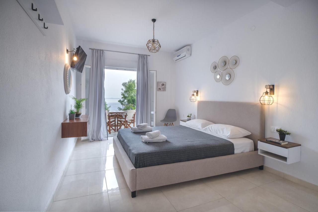 Pantheon Hotel Patitiri  Luaran gambar