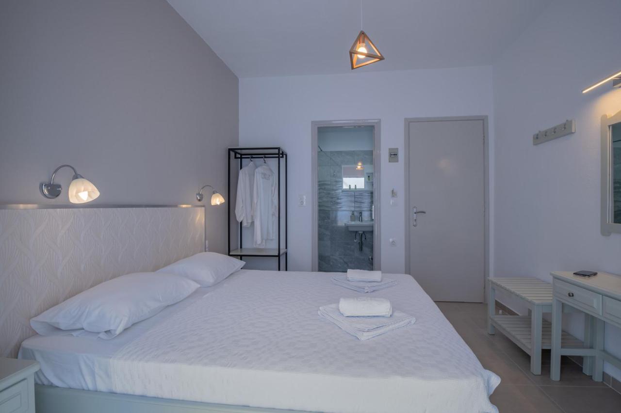 Pantheon Hotel Patitiri  Luaran gambar