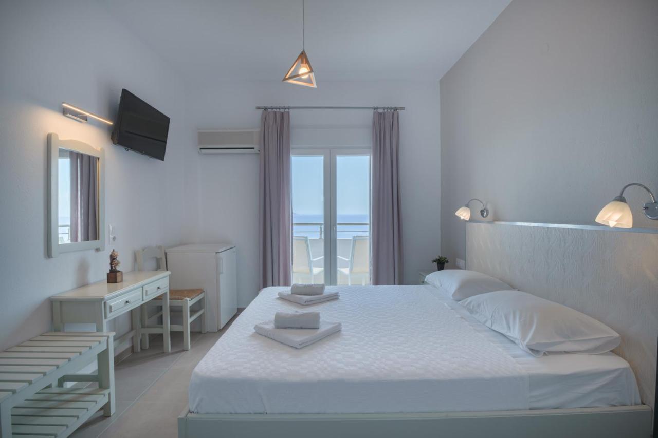 Pantheon Hotel Patitiri  Luaran gambar