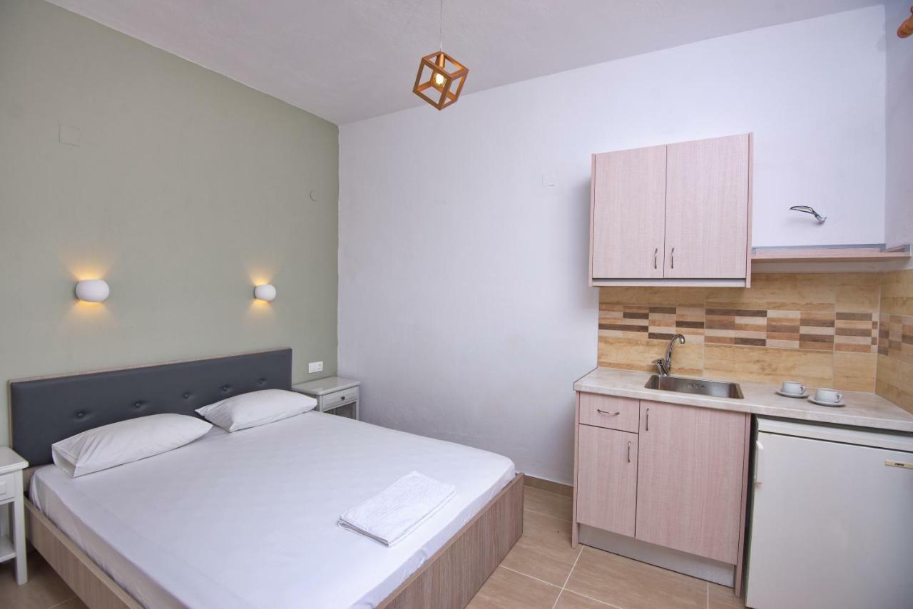 Pantheon Hotel Patitiri  Luaran gambar